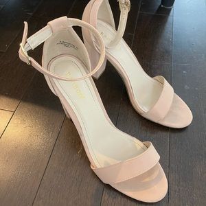 PINK HEELS